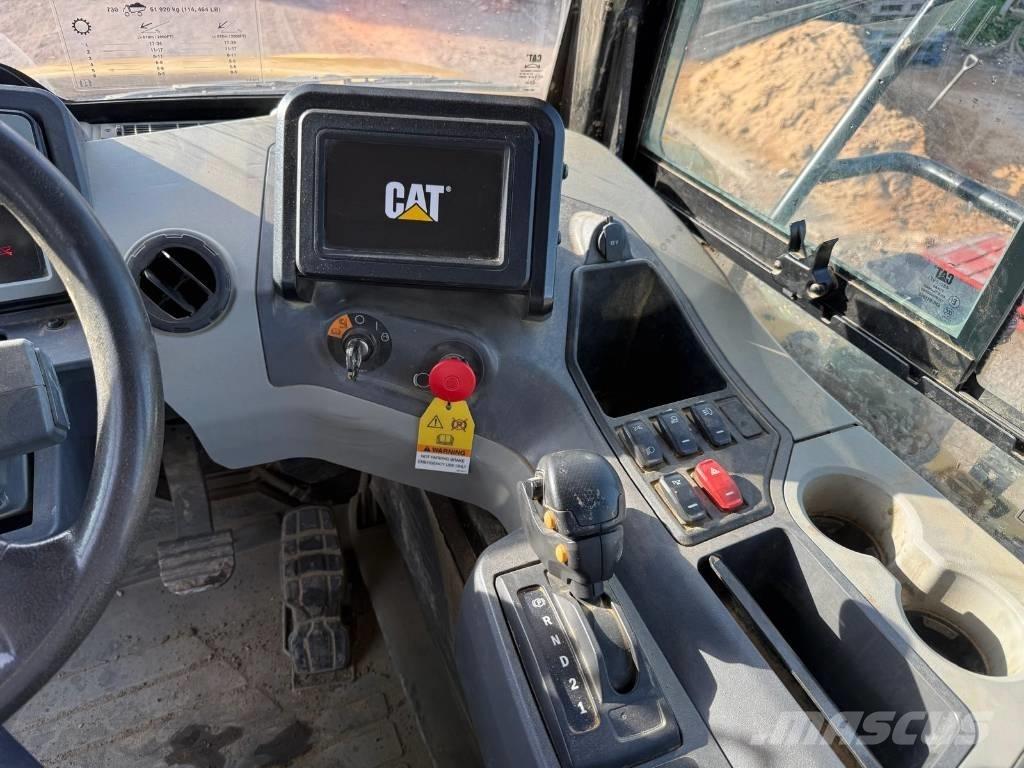 CAT 730 Шарнирно-сочленённые самосвалы