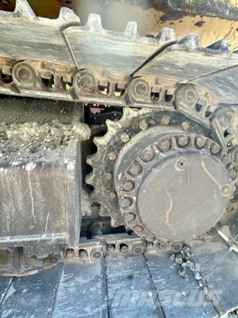 CAT 330 CL Гусеничные экскаваторы