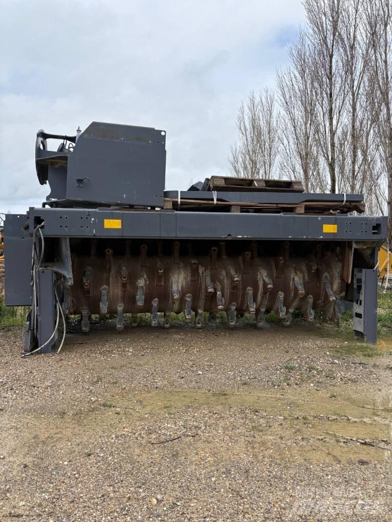 Wirtgen 220 SMI Строительная техника - Другие
