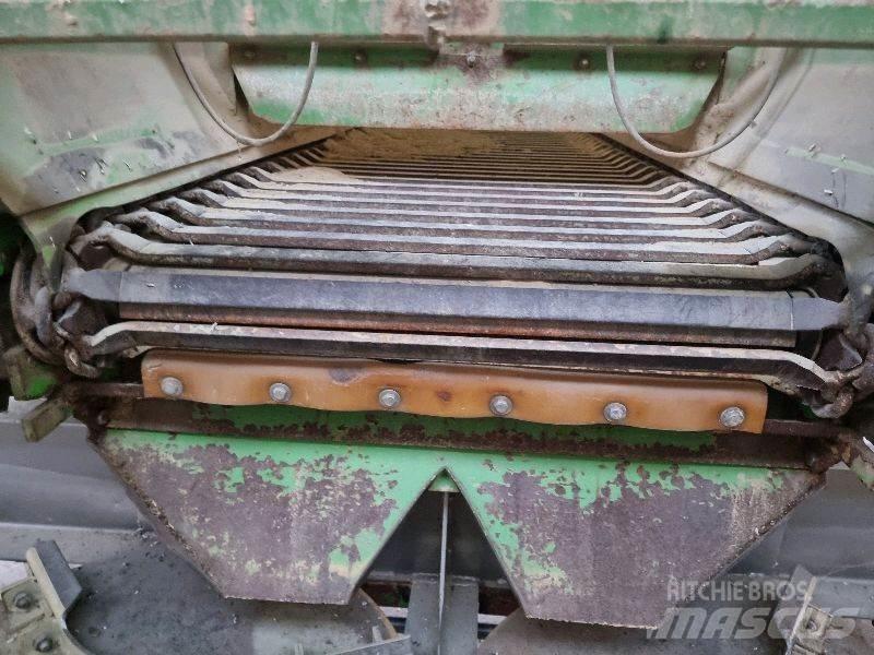  GÜSTROWER D056 Разбрасыватели минеральных удобрений