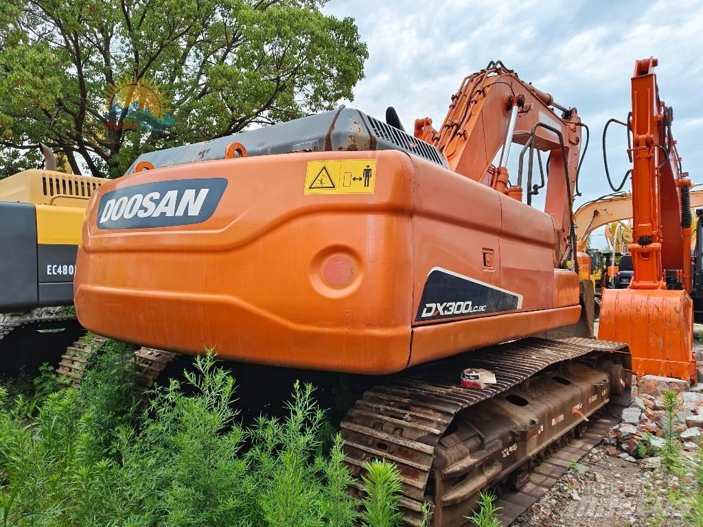 Doosan DX 300 LC-9C Гусеничные экскаваторы