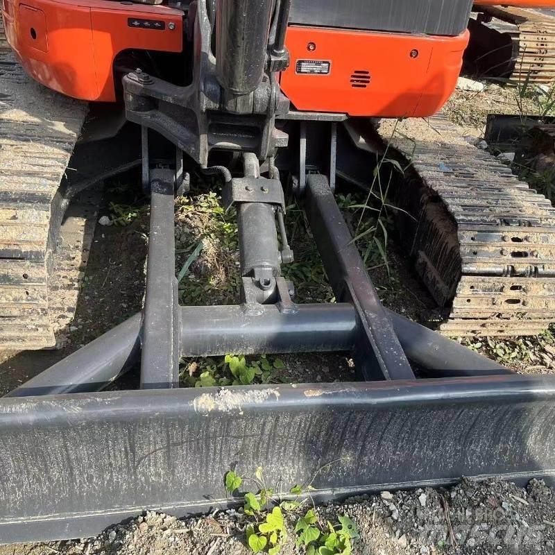 Kubota U 40 Мини-экскаваторы