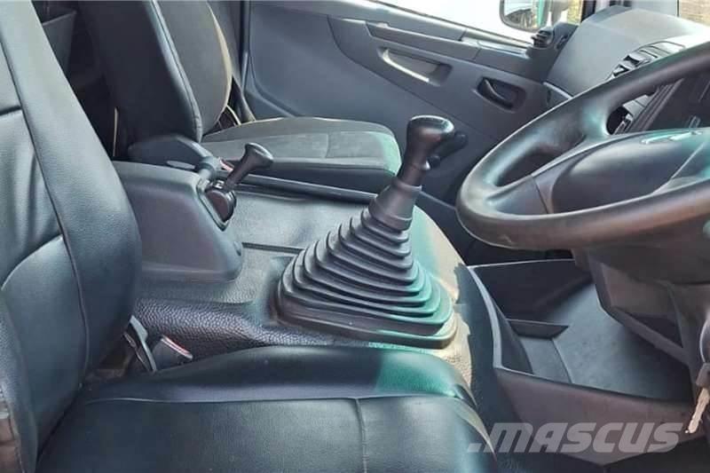 Mercedes-Benz 1528 Специальные грузовики