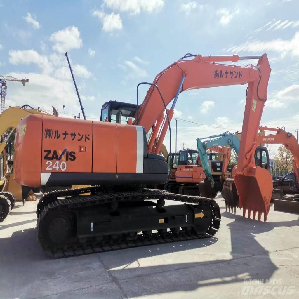 Hitachi ZX 240 Гусеничные экскаваторы