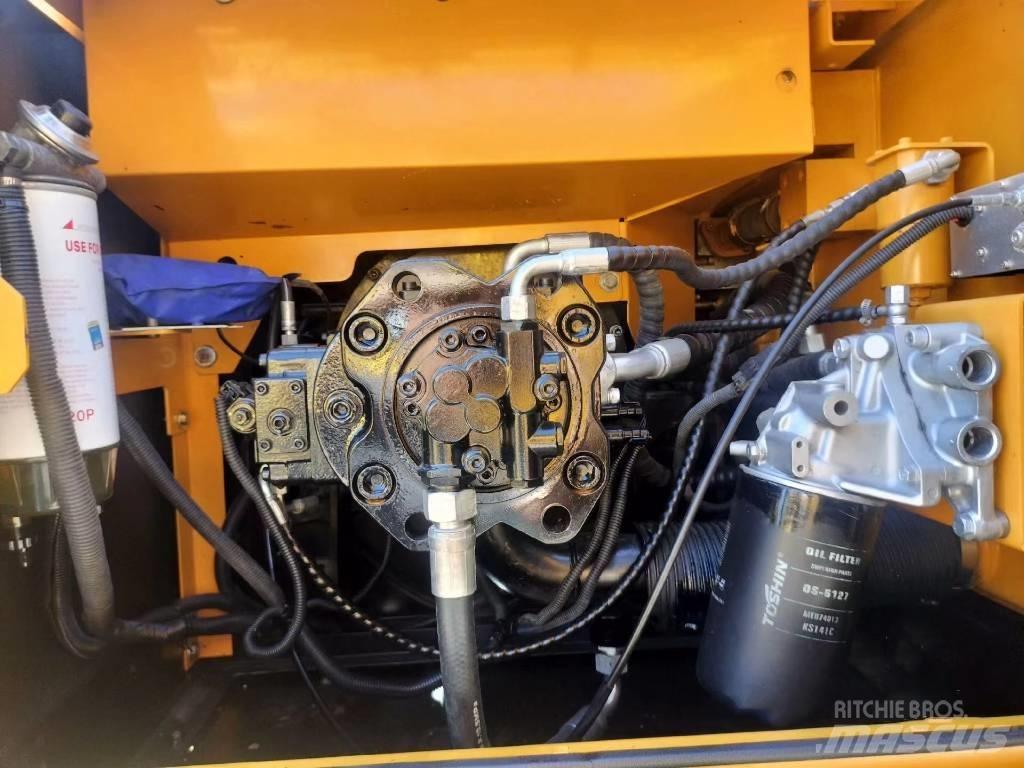 Sany SY215C Гусеничные экскаваторы