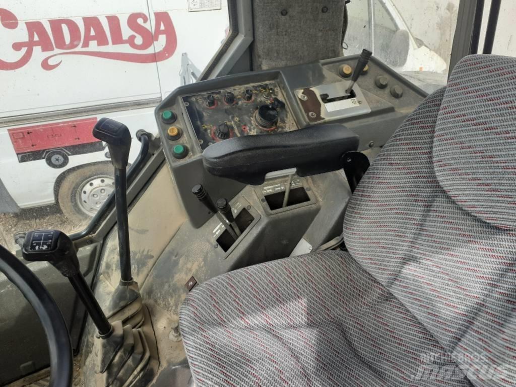 Massey Ferguson 3630 Трактора
