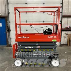 SkyJack SJ 3219 Ножничные подъемники