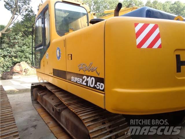 Hyundai R210-5D Колёсные экскаваторы