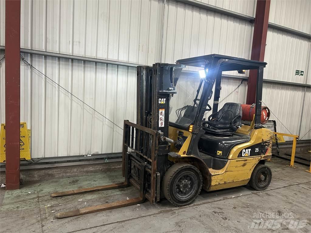 CAT GP20NT Газовые погрузчики