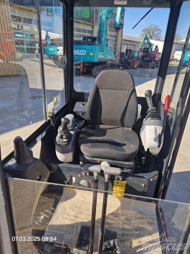 Hitachi ZX 19-6 Мини-экскаваторы