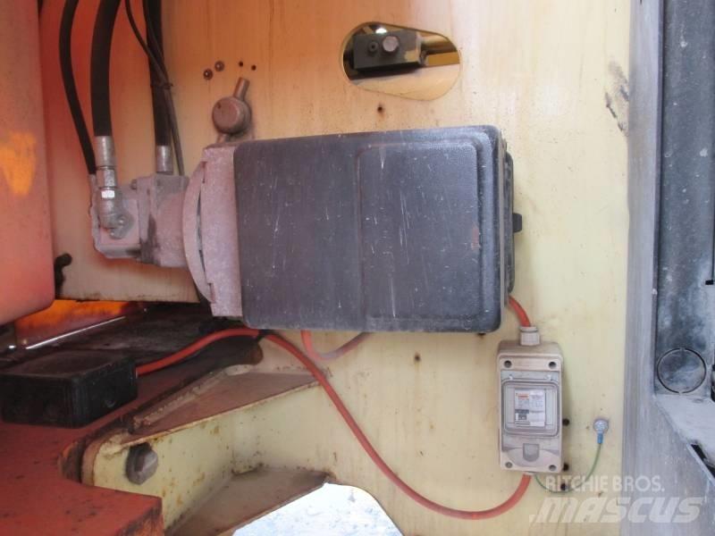 JLG 460 SJ Телескопические подъемники