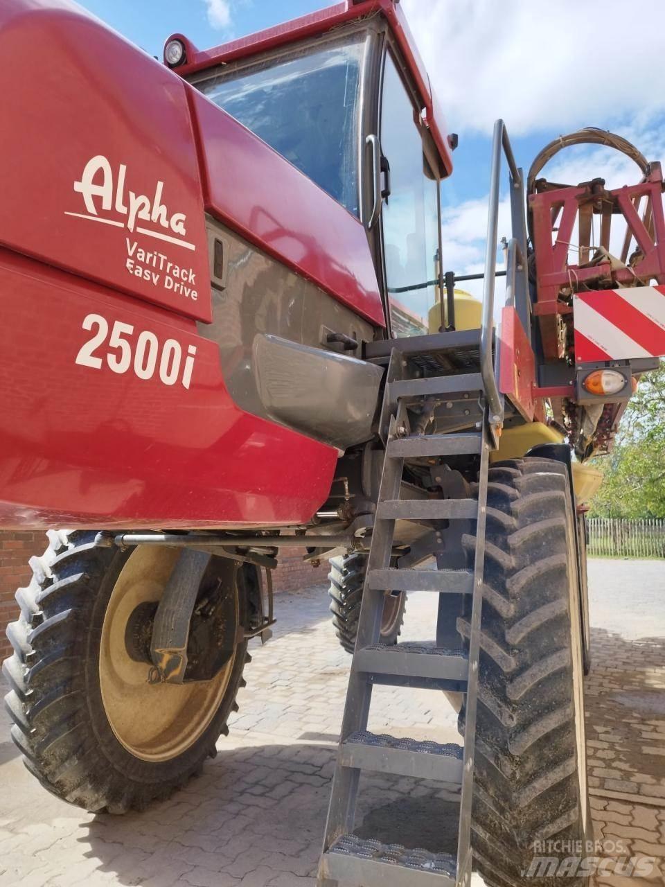 Hardi Alpha 2500 i Самоходные опрыскиватели