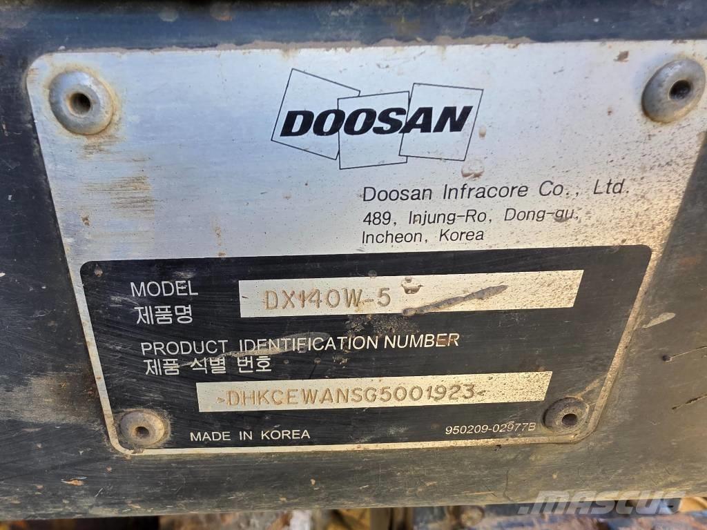 Doosan DX140W-5 Колёсные экскаваторы
