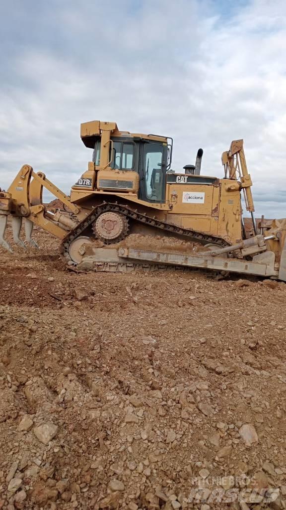 CAT D 7 R Гусеничные бульдозеры