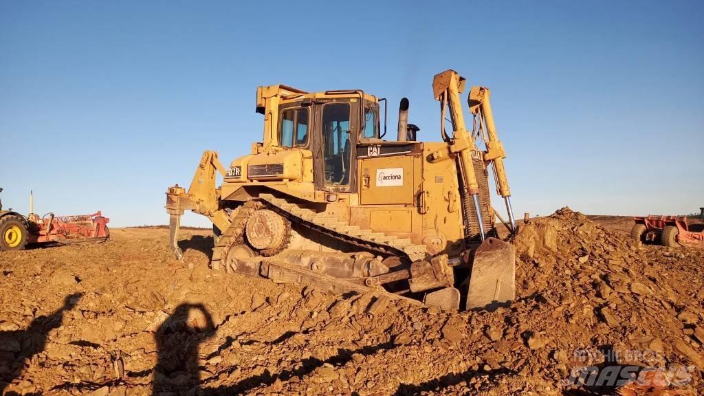 CAT D 7 R Гусеничные бульдозеры