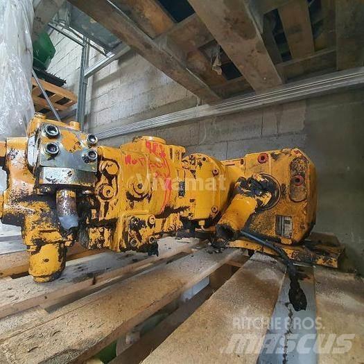 Liebherr 922 Коммерческий транспорт - Другие