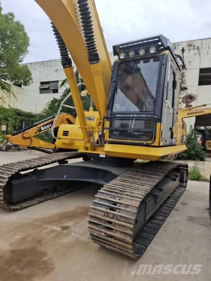 Komatsu PC 200 Гусеничные экскаваторы