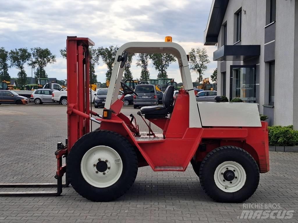 Manitou MC 25 Внедорожные погрузчики