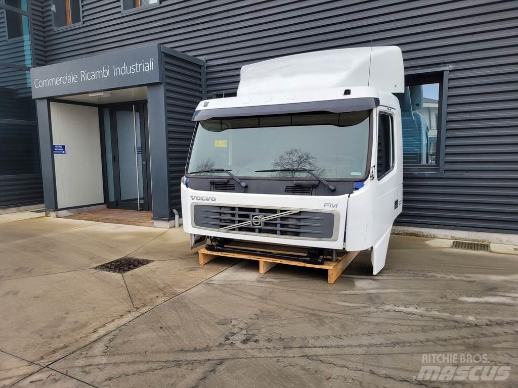 Volvo FL Кабины