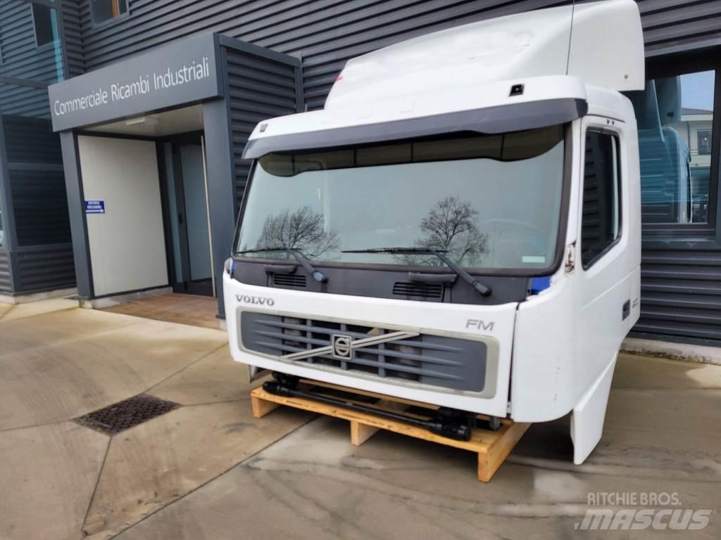 Volvo FL Кабины