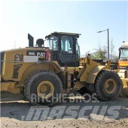 CAT CAT 966L Фронтальные погрузчики