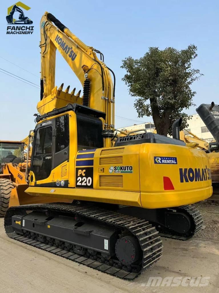Komatsu PC 220 LC Гусеничные экскаваторы