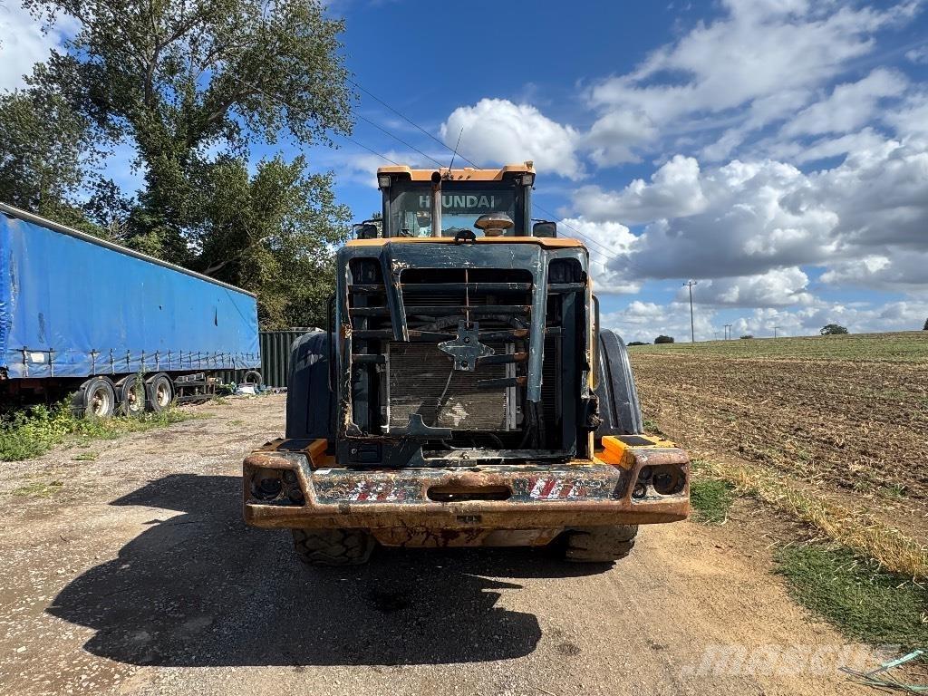 Hyundai HL 740-9 A Фронтальные погрузчики