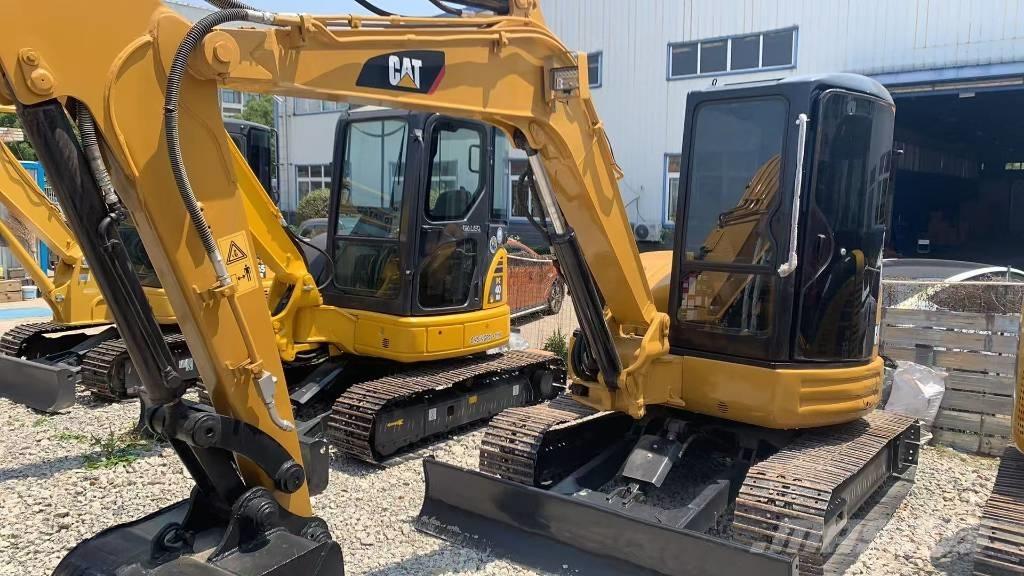 CAT 304 Гусеничные экскаваторы