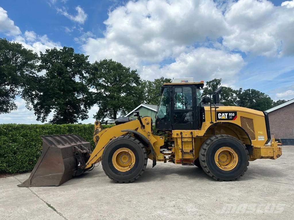CAT 950G Фронтальные погрузчики
