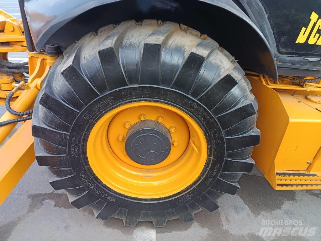 JCB 3 CX Экскаваторы-погрузчики
