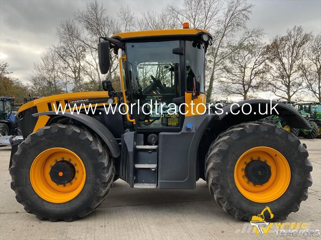 JCB Fastrac 4220 Трактора