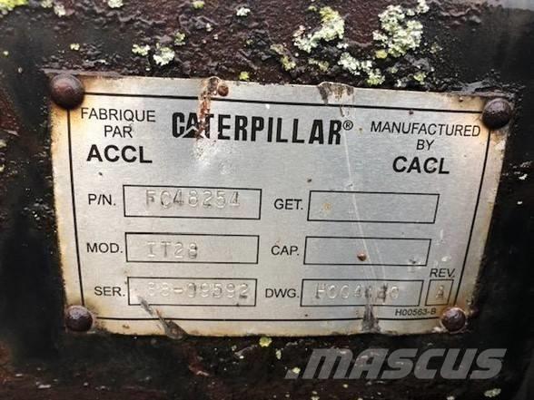 CAT IT 28 Паллетные вилы для фронтальных погрузчиков