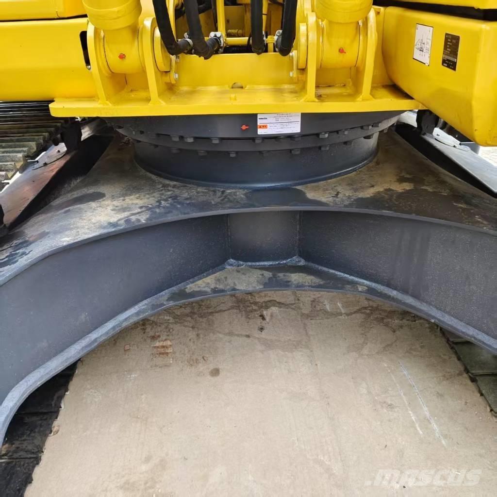 Komatsu PC 200-8 Гусеничные экскаваторы