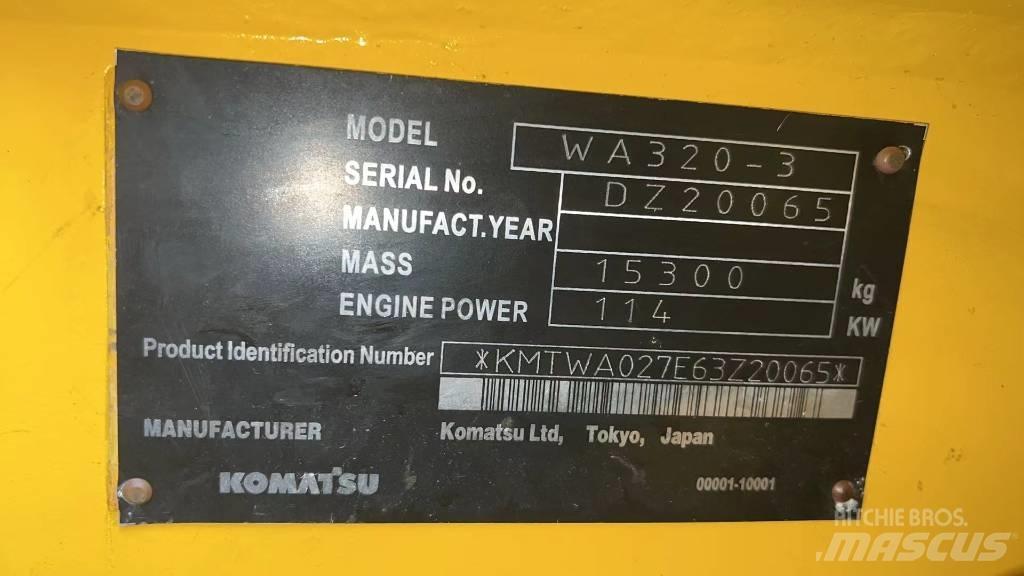 Komatsu WA320-3 Фронтальные погрузчики