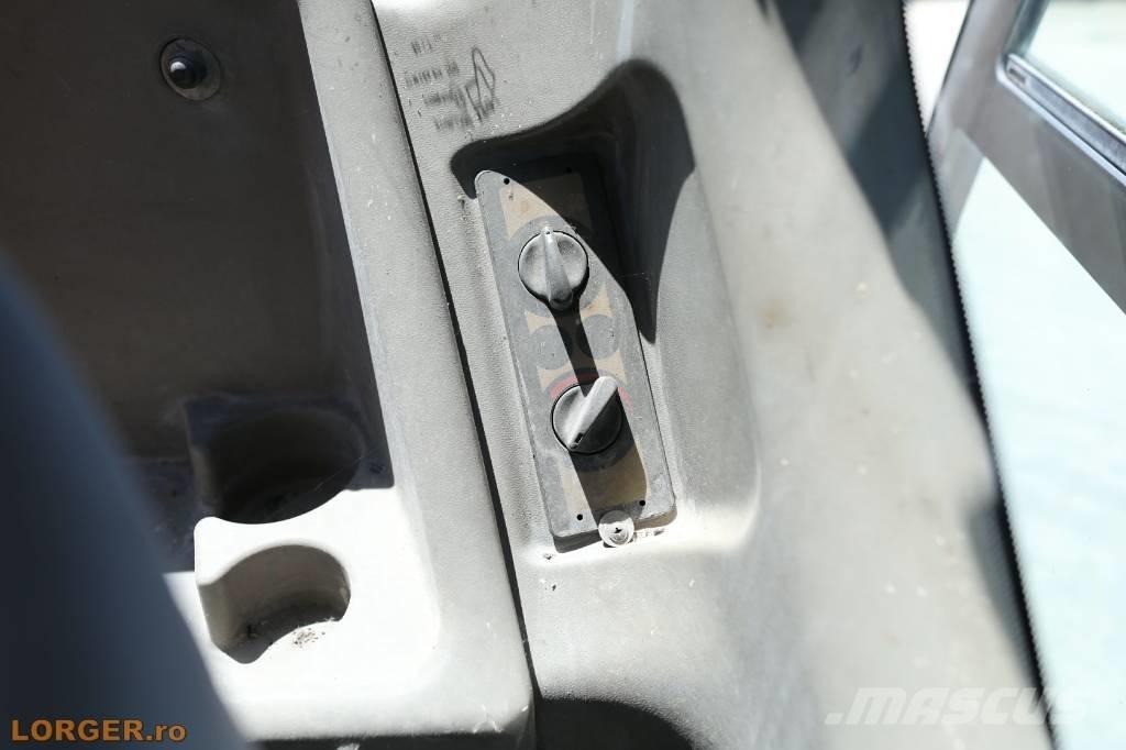 CASE WX 145 Колёсные экскаваторы