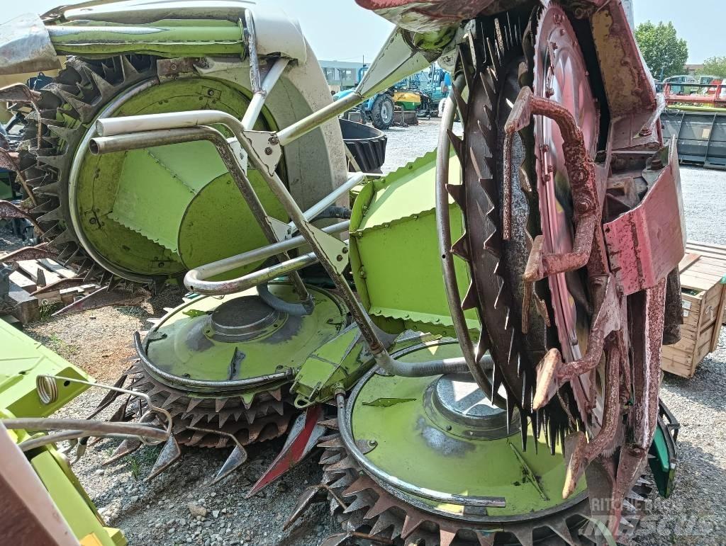 CLAAS Orbis 600 Самоходные кормоуборочные комбайны