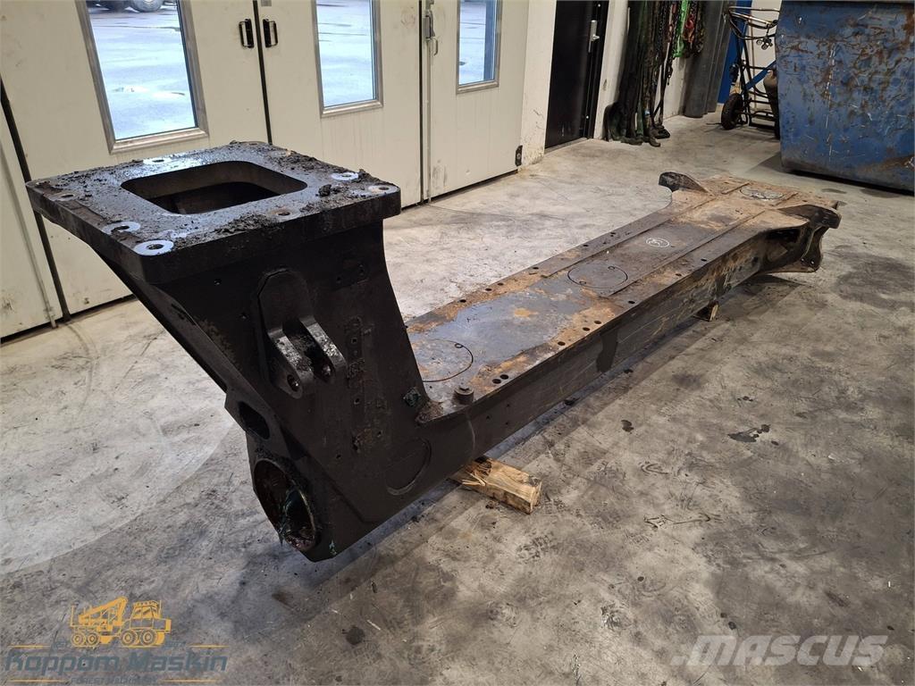 Komatsu 845 Другие компоненты лесотехники