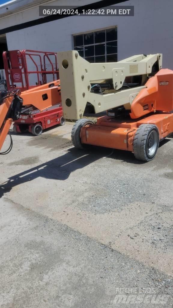 JLG E 450 AJ Коленчатые подъемники