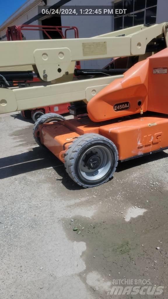 JLG E 450 AJ Коленчатые подъемники