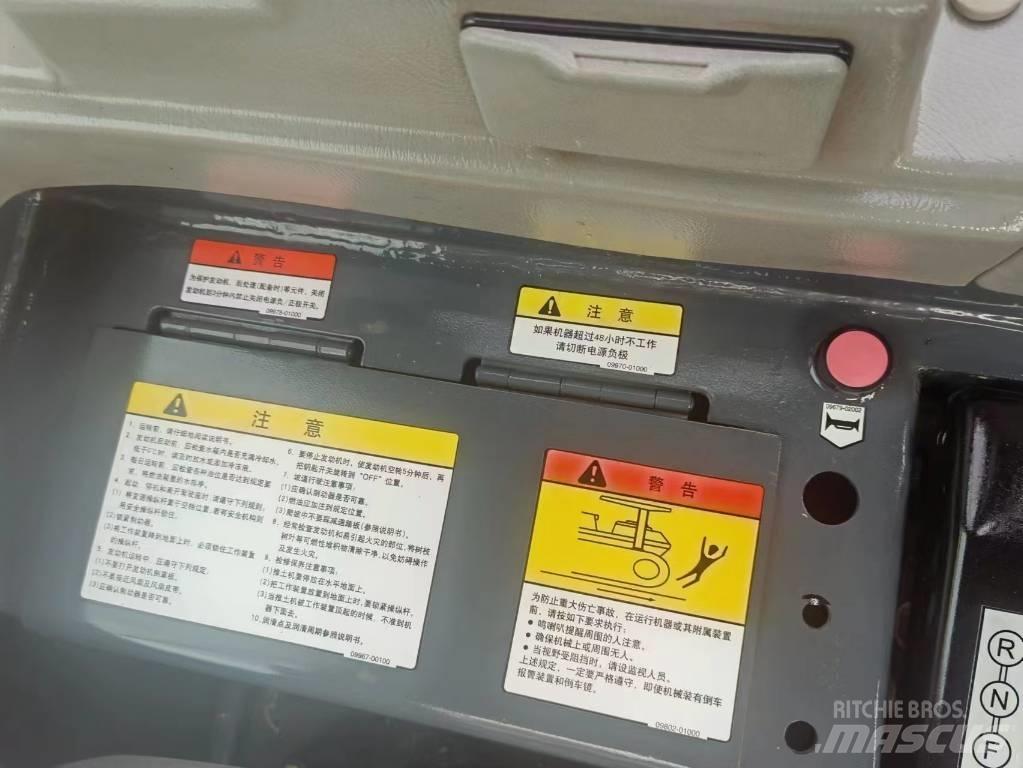 Shantui SD 16 Гусеничные бульдозеры