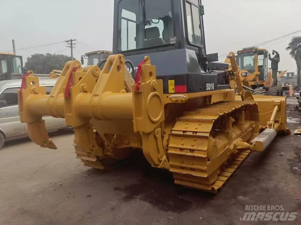 Shantui SD 16 Гусеничные бульдозеры