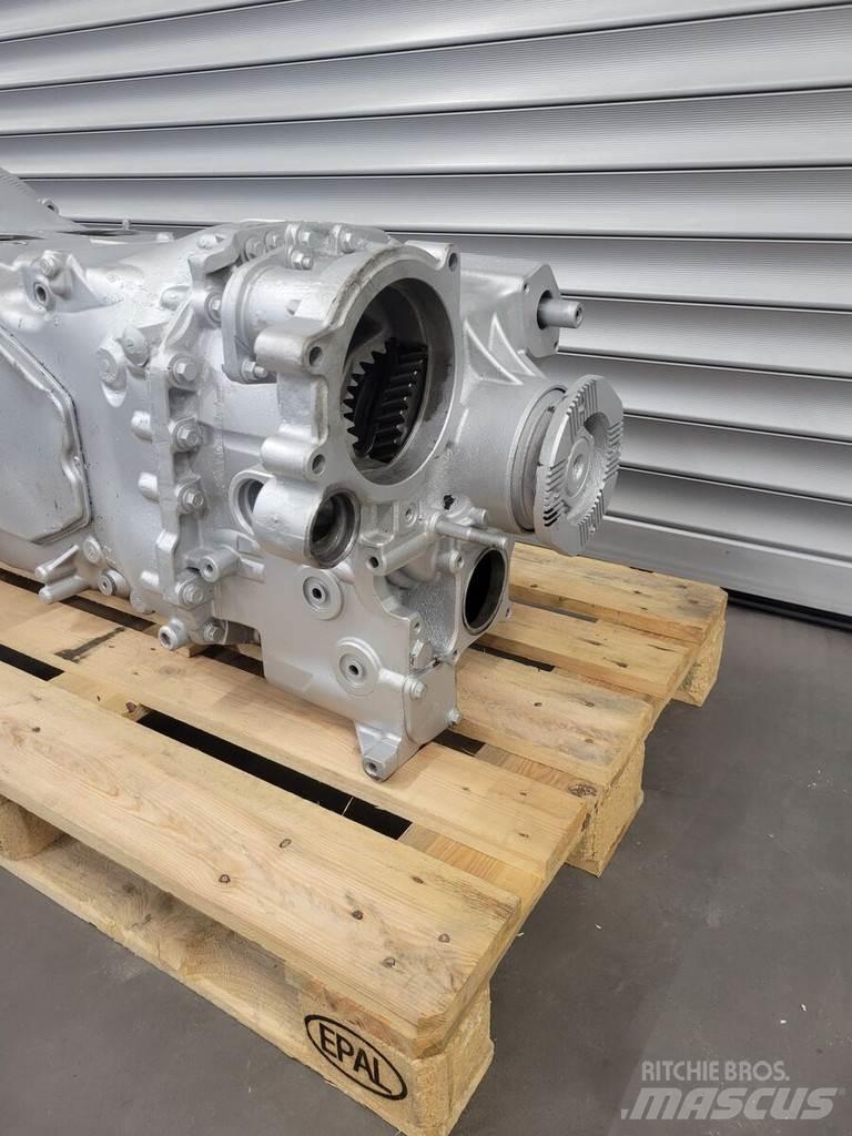 Volvo VT2814B Коробки передач