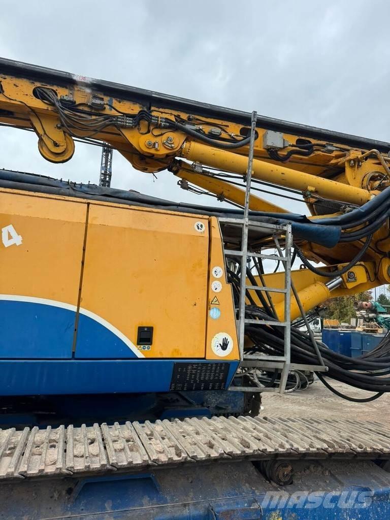Bauer BG 24 H Гусеничные буровые установки