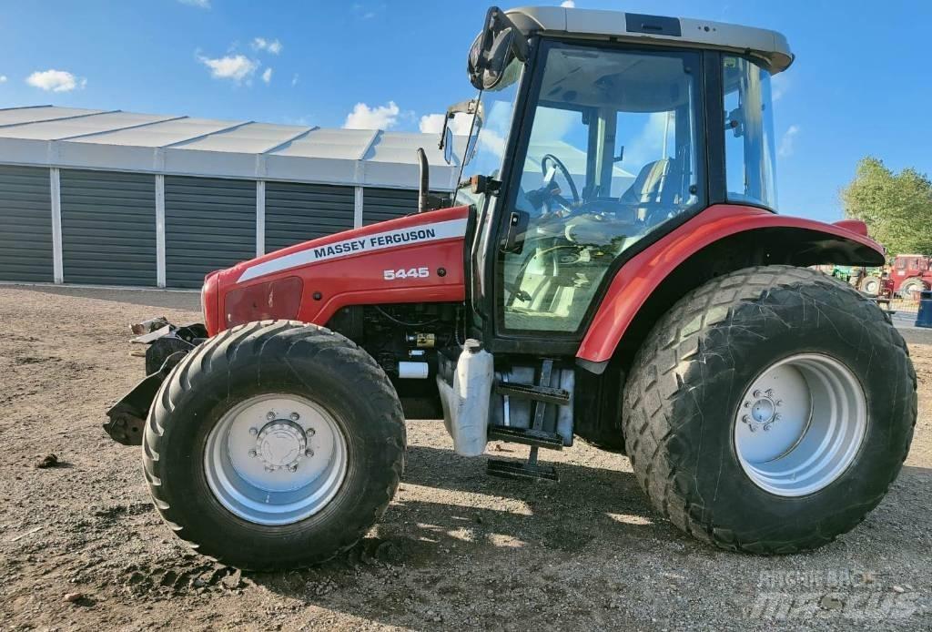 Massey Ferguson 5445 Трактора