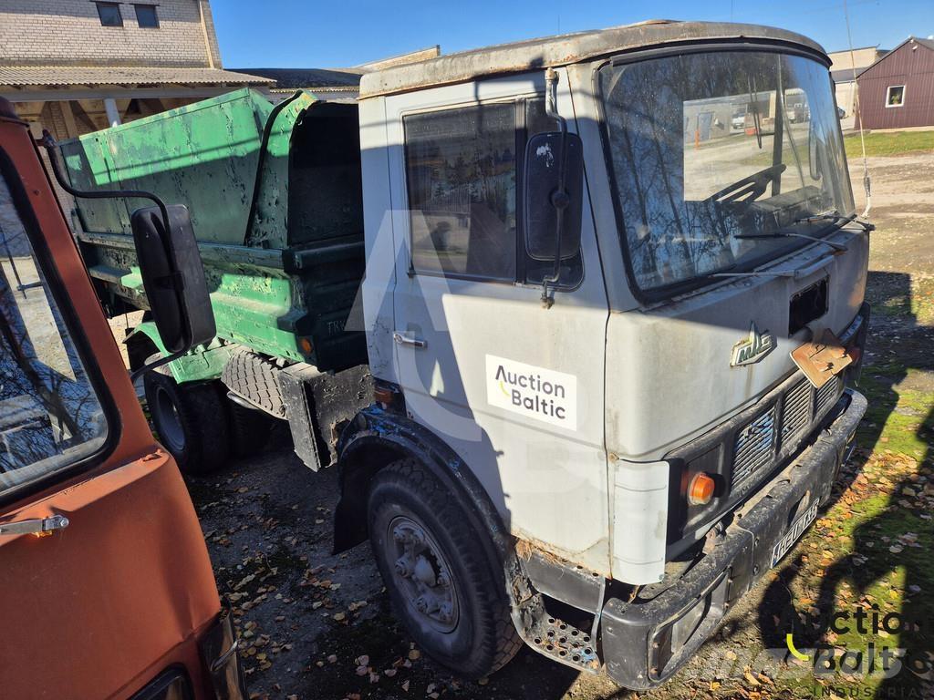 MAZ 5551 Грузовики-Самосвалы