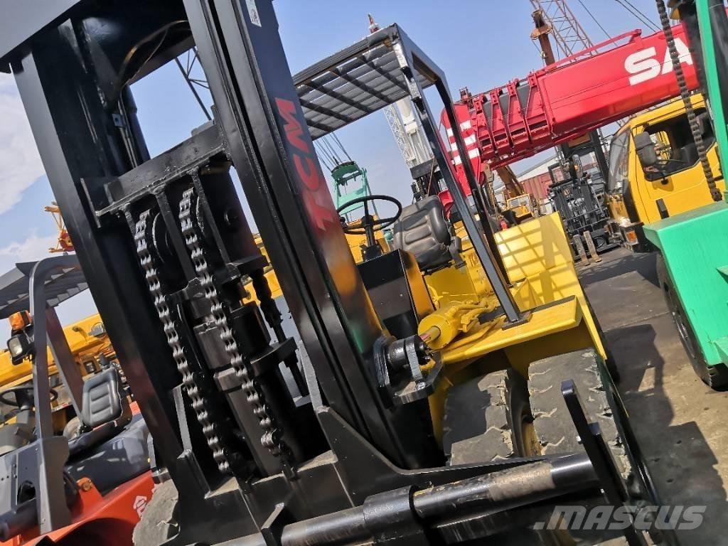 TCM 15 Ton Дизельные погрузчики