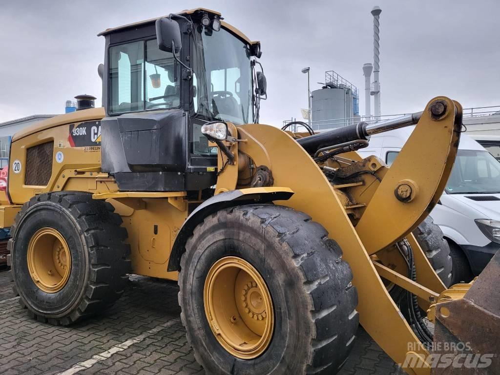 CAT 930 K Фронтальные погрузчики