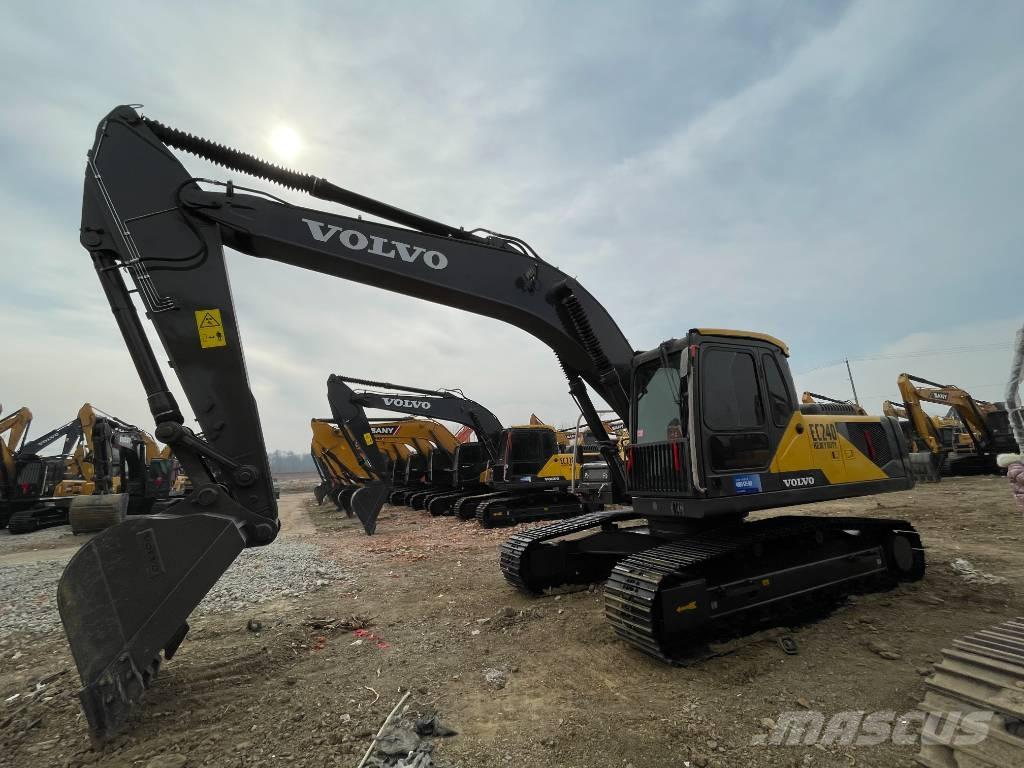Volvo EC 240 Гусеничные экскаваторы