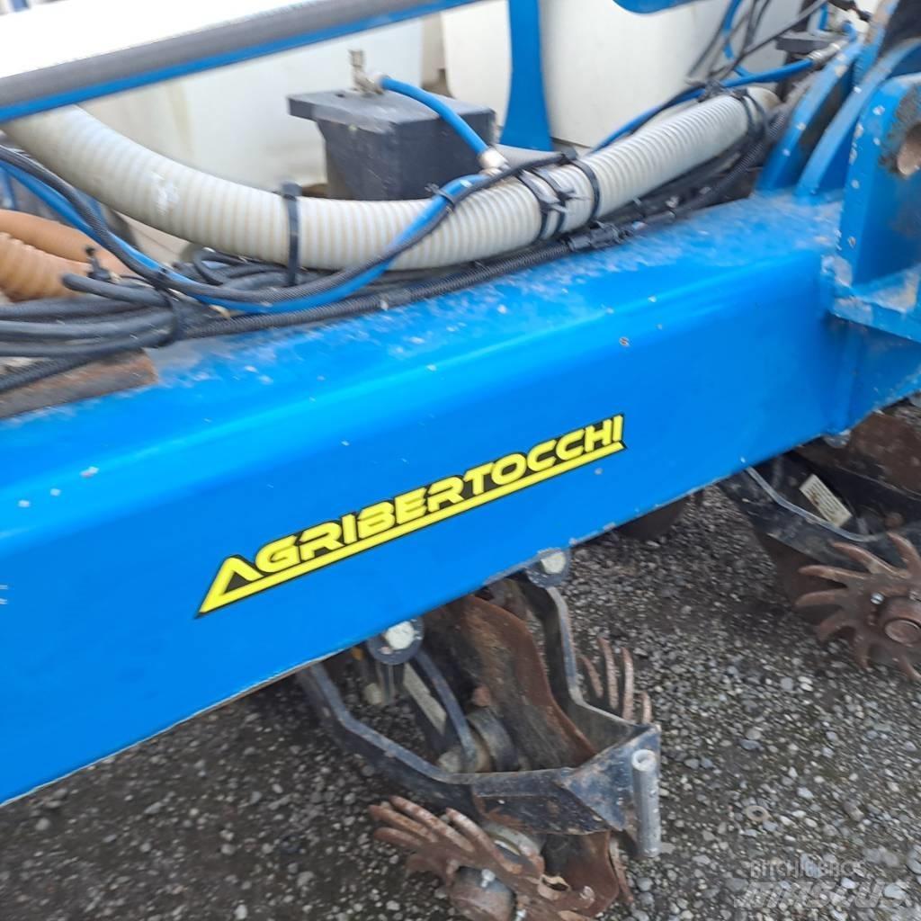 Kinze 3110 Сеялки точного высева