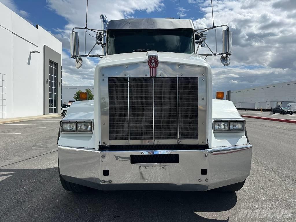 Kenworth T 800 Контейнеровозы